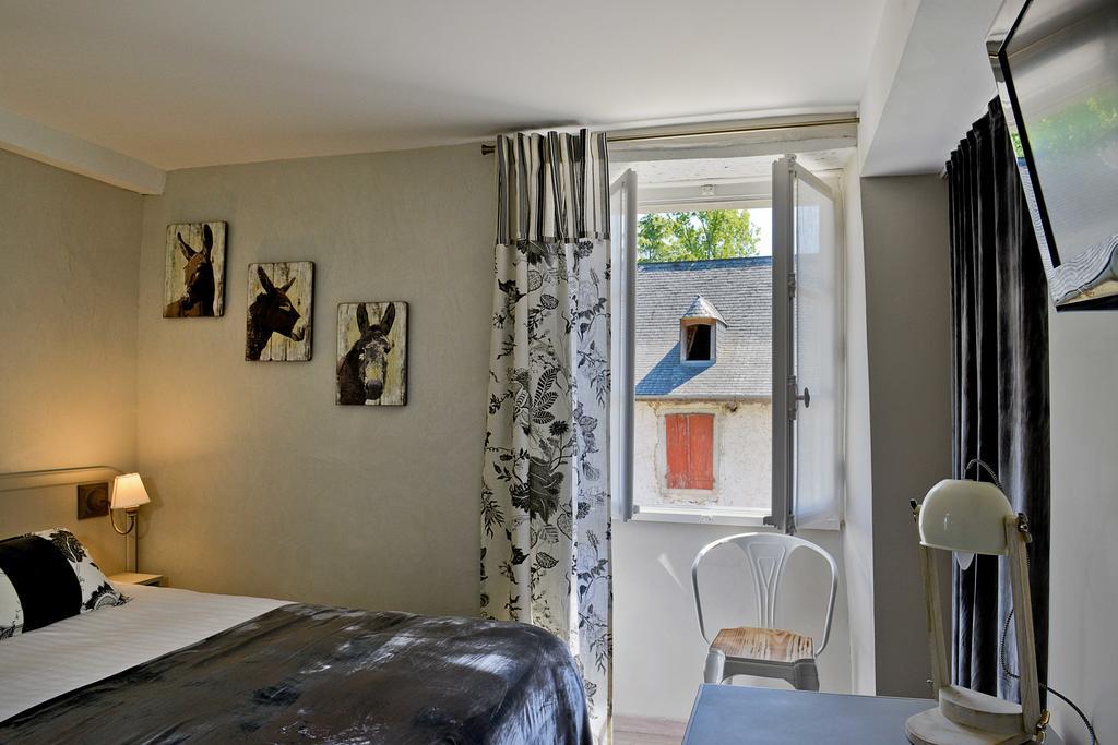 Hotel Les Bains De Secours Sévignacq-Meyracq Екстериор снимка
