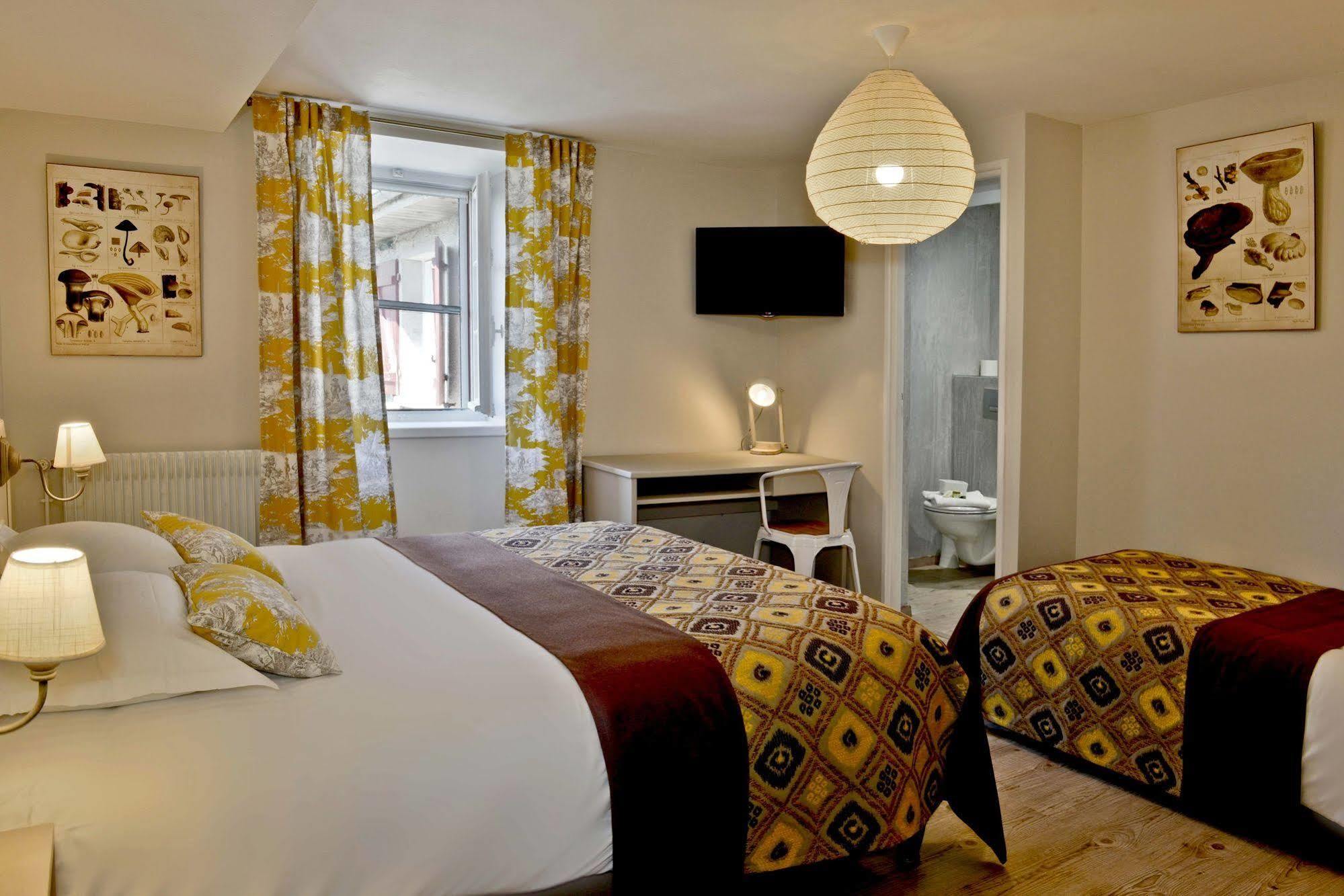 Hotel Les Bains De Secours Sévignacq-Meyracq Екстериор снимка